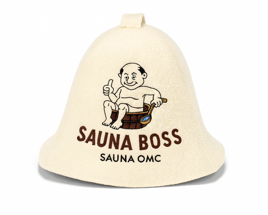 Bastumössa i beige ull med ”Sauna Boss”-motiv som skyddar hår och huvud från värme i bastun.